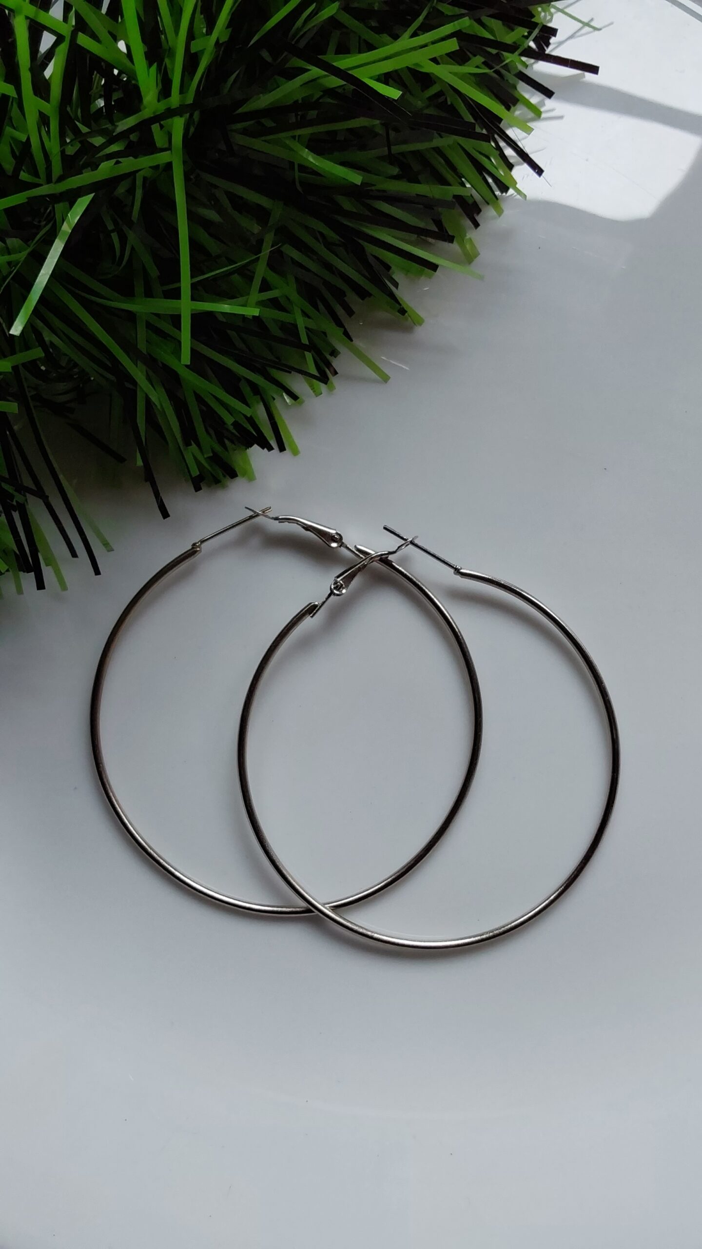 92.5 Sterling Silver Hoop Earrings Decorated With Silver Beads On Outer Edge