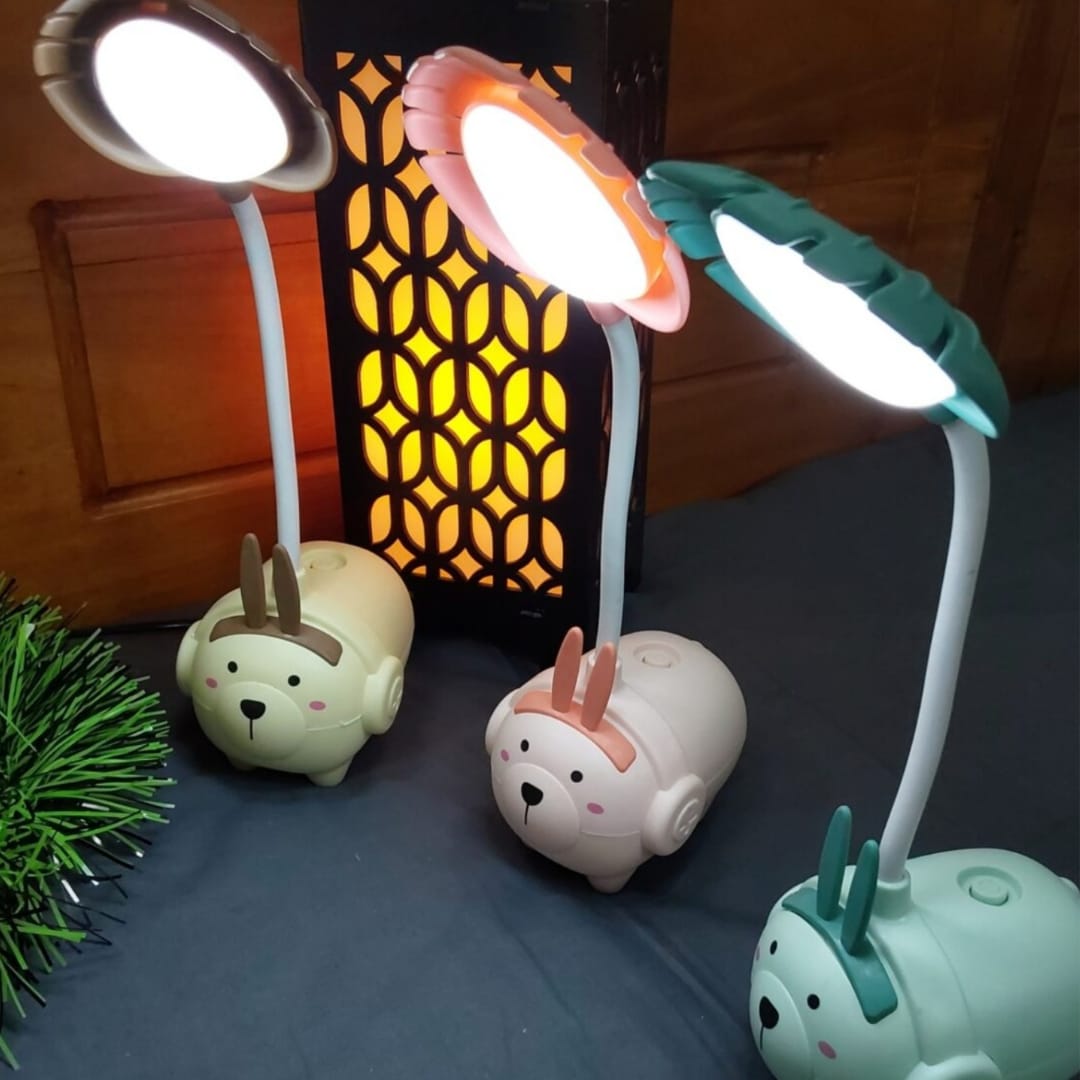 Bunny desk lamp
